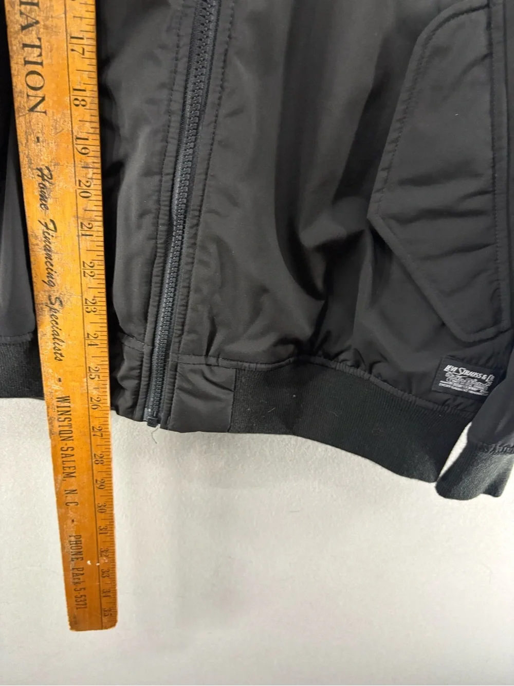 Levis Jacket Mens Small Black Full Zip Quilted Lined Orange Bomber Flight